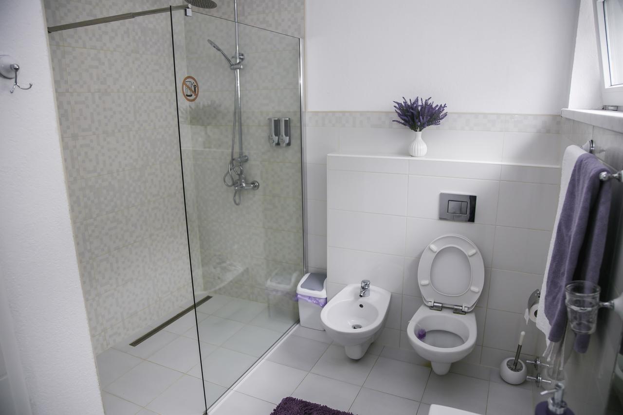 Lgp Exclusive Apartment Bihac Ngoại thất bức ảnh