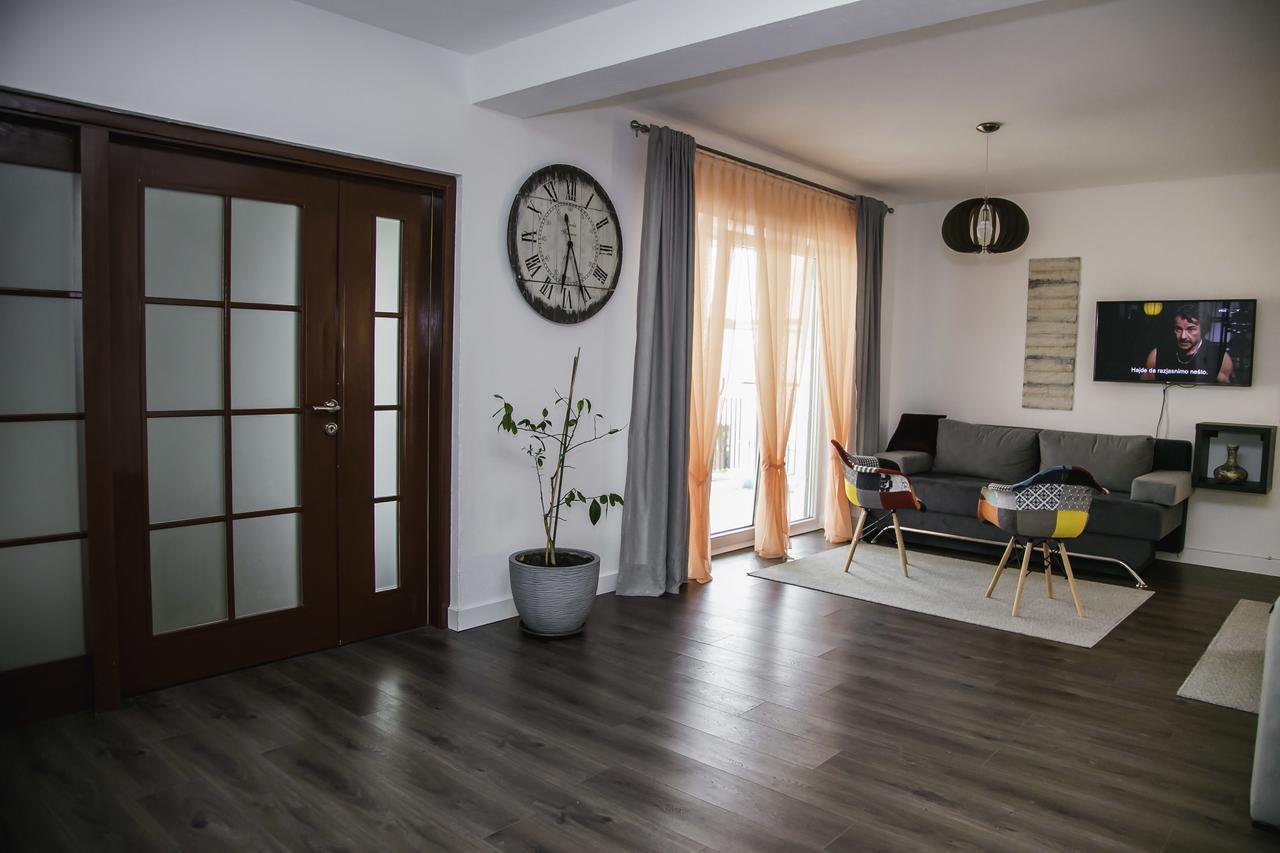 Lgp Exclusive Apartment Bihac Ngoại thất bức ảnh