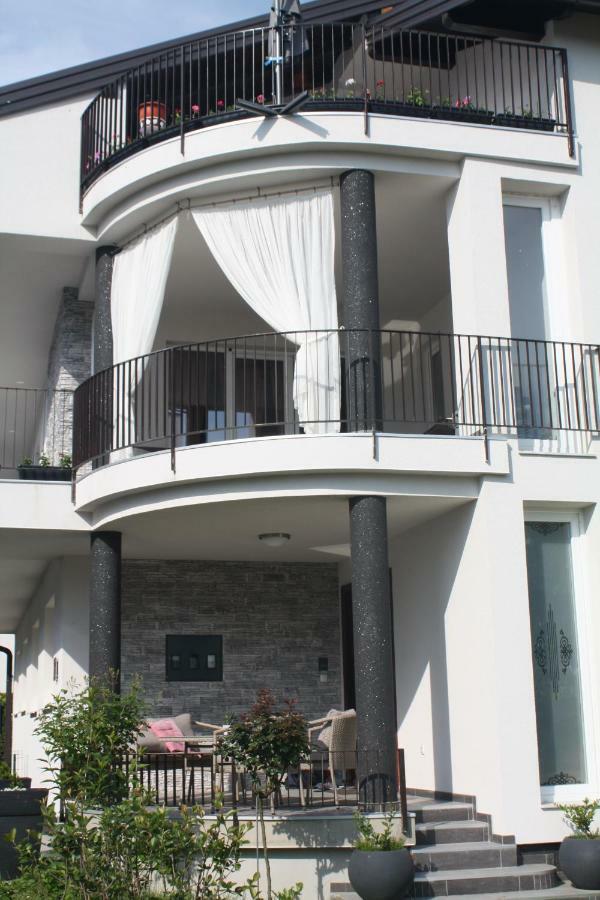 Lgp Exclusive Apartment Bihac Ngoại thất bức ảnh